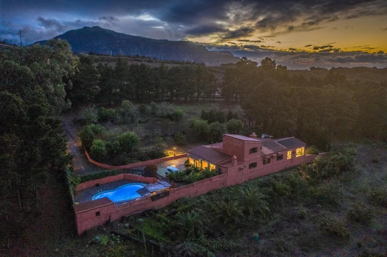 Villa Rural El Poleo D&R Con Piscina Climatizada Privada Y Solarium Pico de Viento Eksteriør bilde